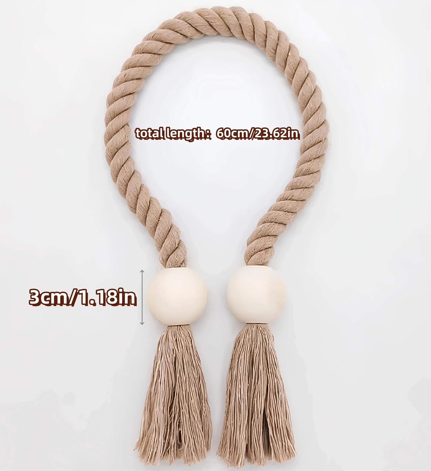 "pompons en laine tasselés, rideau blanc avec contraste, décoration de fenêtre chaleureuse" (loosely translated as "yarn tassel pompoms, white contrasting curtain, warm window decoration")