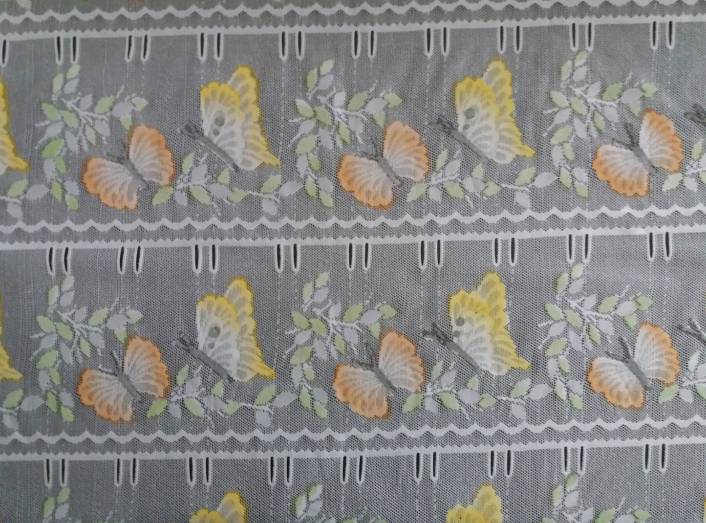 Rideau modulable coloré 90 cm de largeur motif Papillon jaune