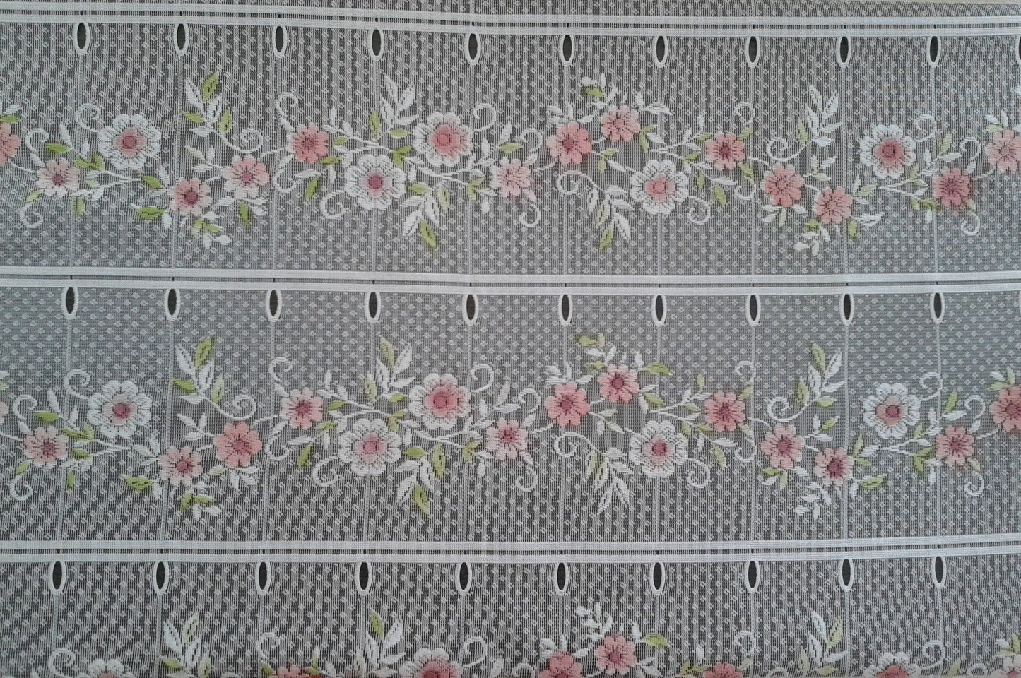 Rideau voilage coloré motif Rosie (Zoom)