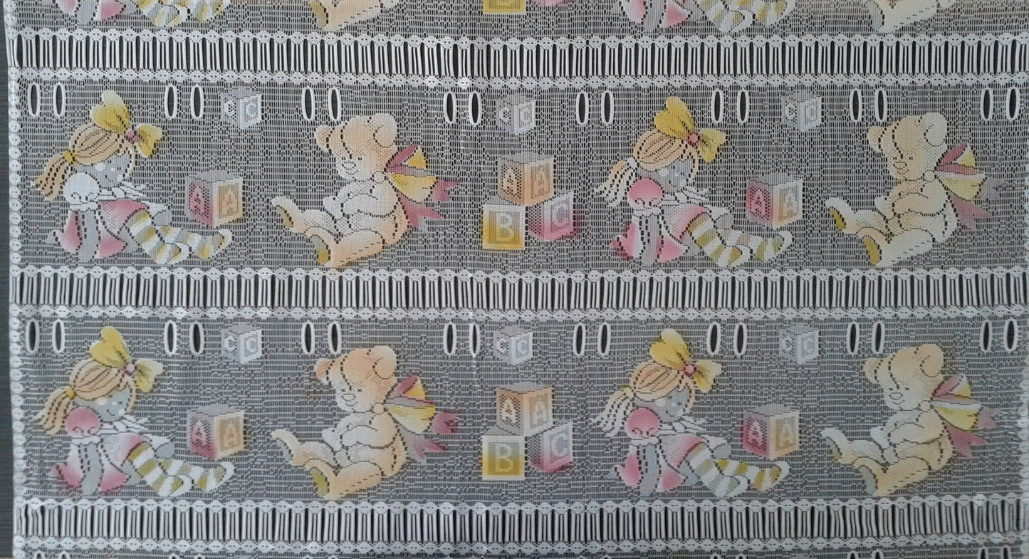 Tenda velata colorata con motivo Bambin