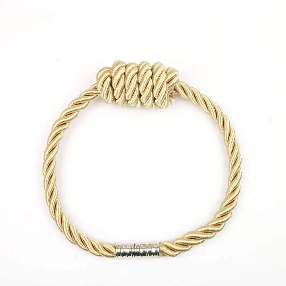 Bracelet torsadé en or