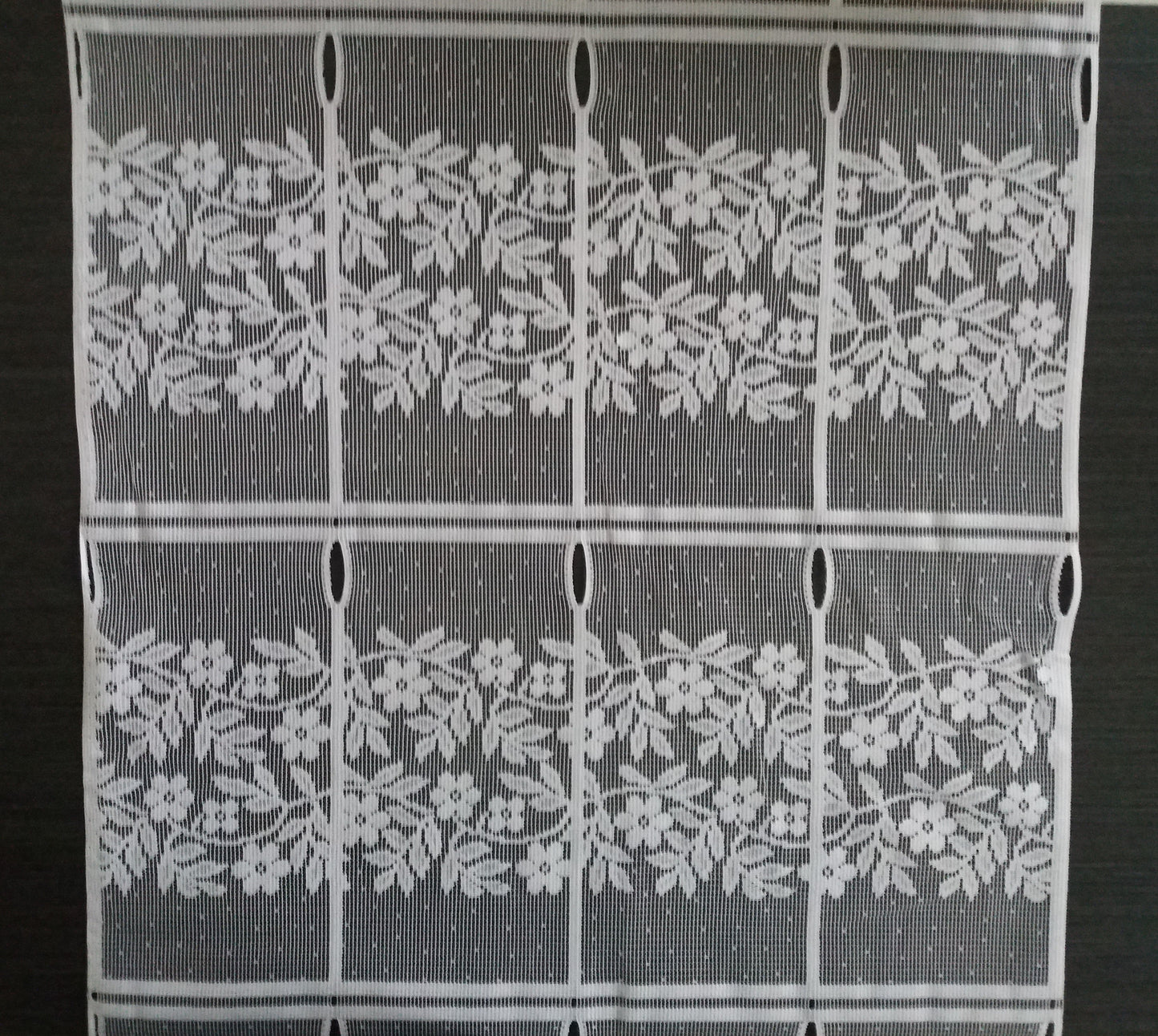 Rideau modulable blanc 45 cm de largeur motif Melody