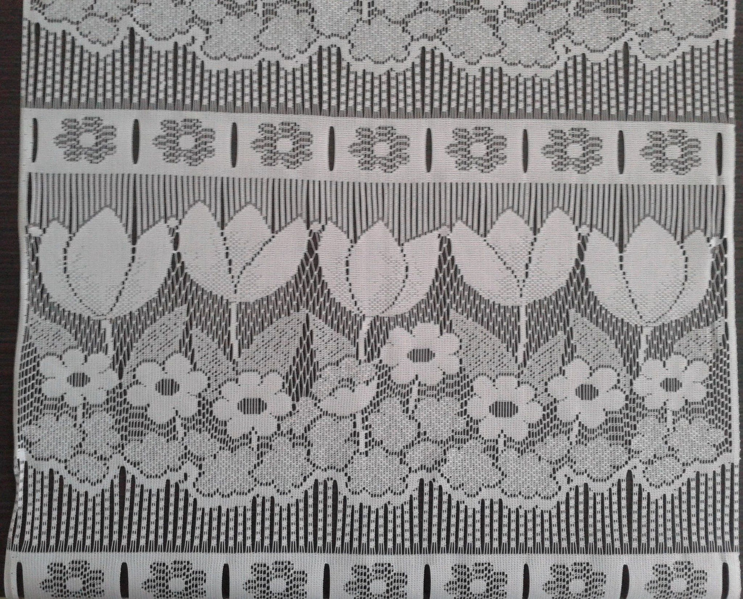 Rideau brise-bise blanc motif Tulipes (Zoom)