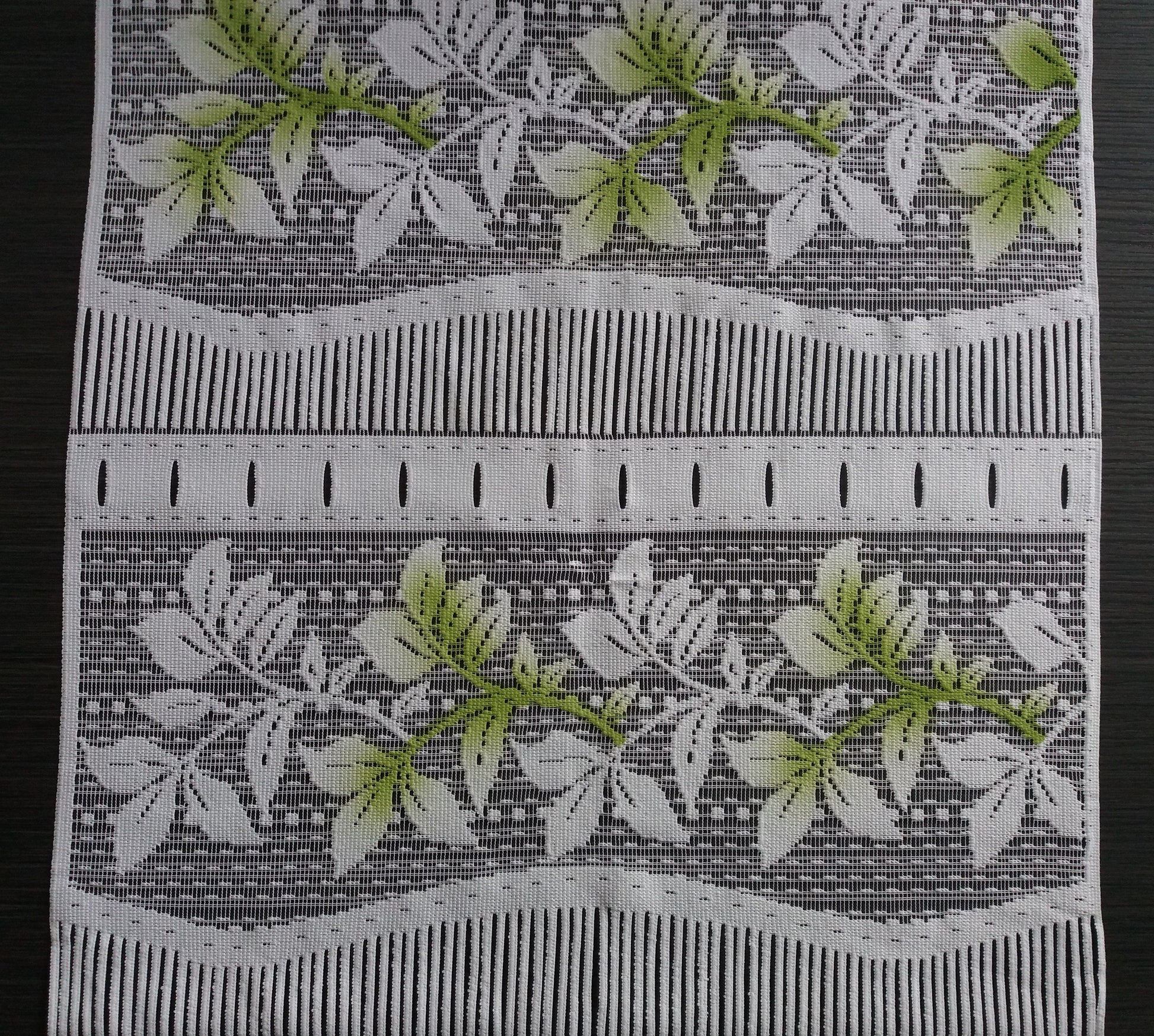 Rideau brise-bise coloré motif Feuillage