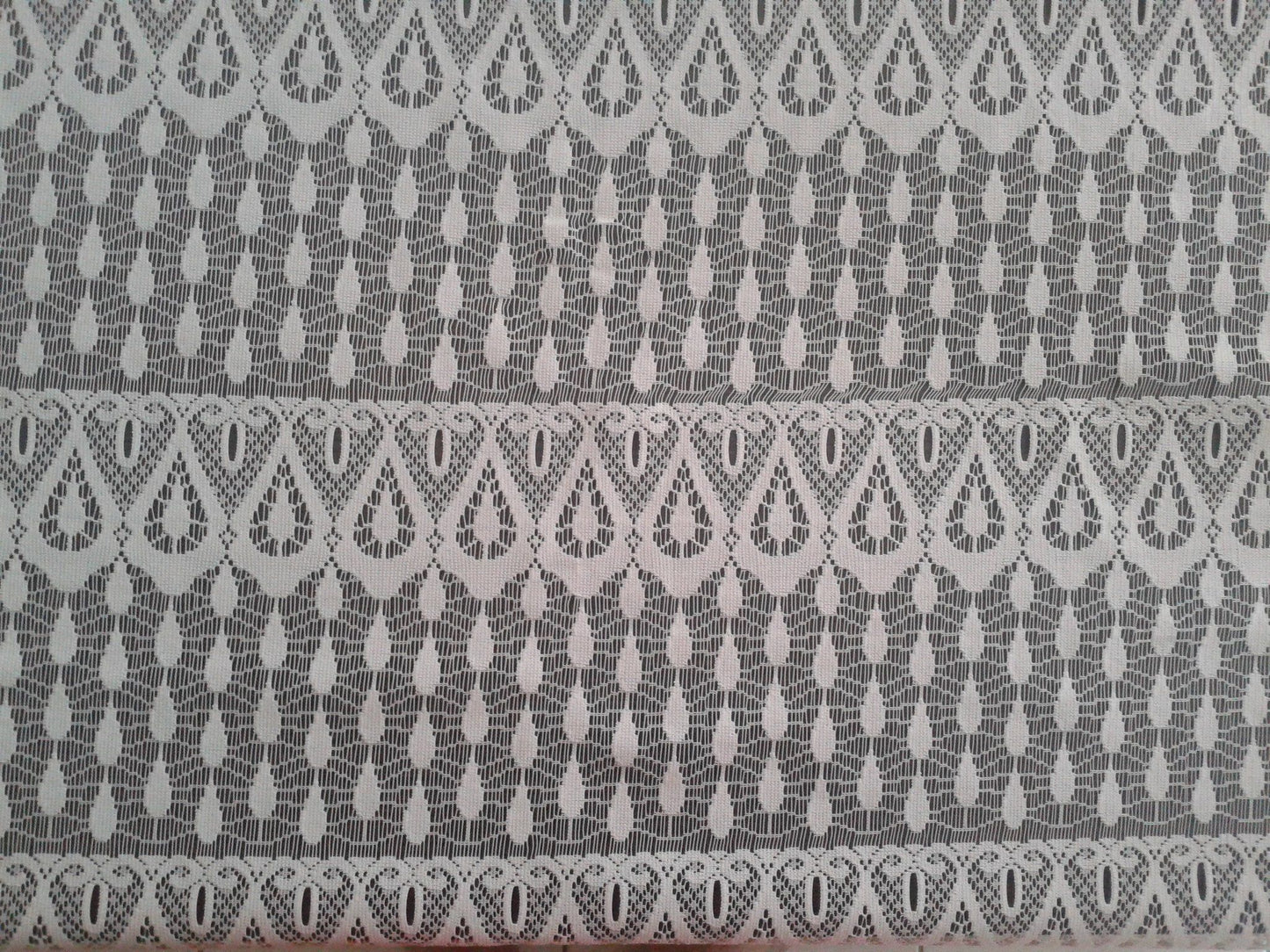 Rideau voilage blanc motif Gouttes (Zoom)