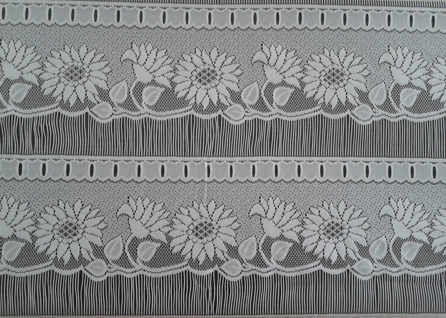 Rideau voilage blanc motif Tournesol (Zoom)