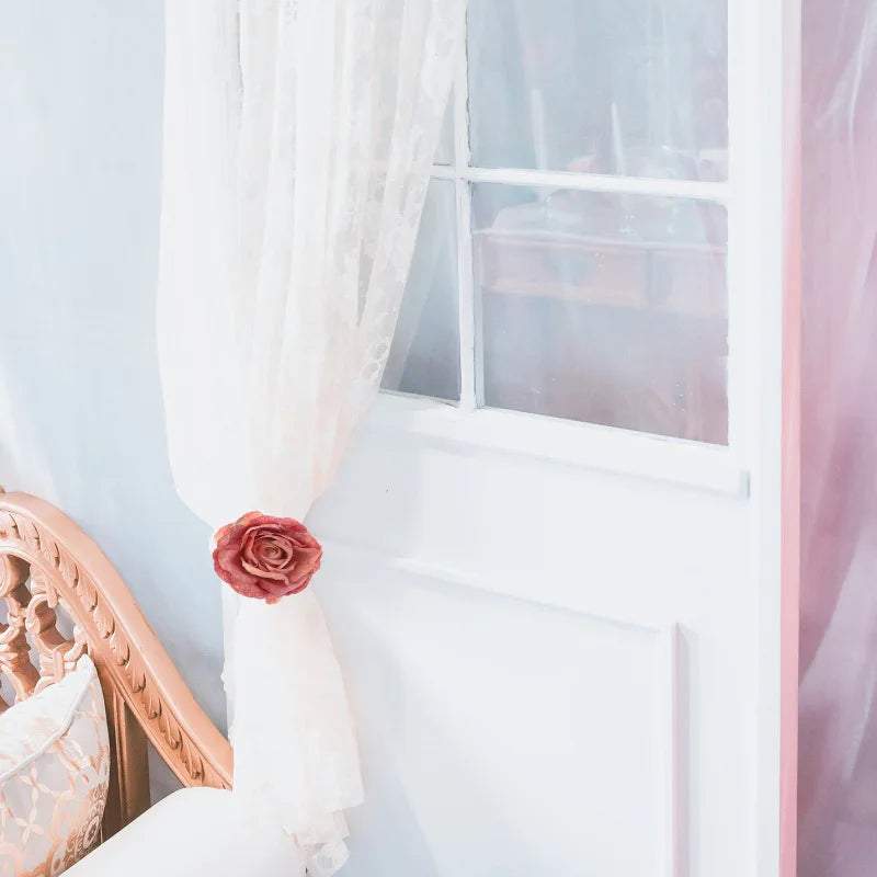 "Rose artificiali con clip creative in metallo