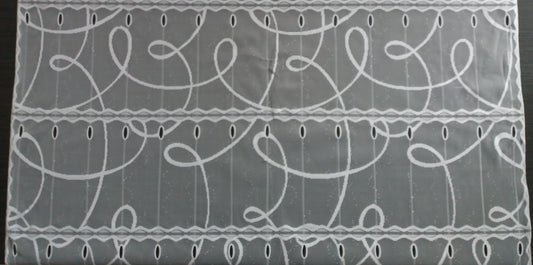 Tenda bianca con motivo curvo