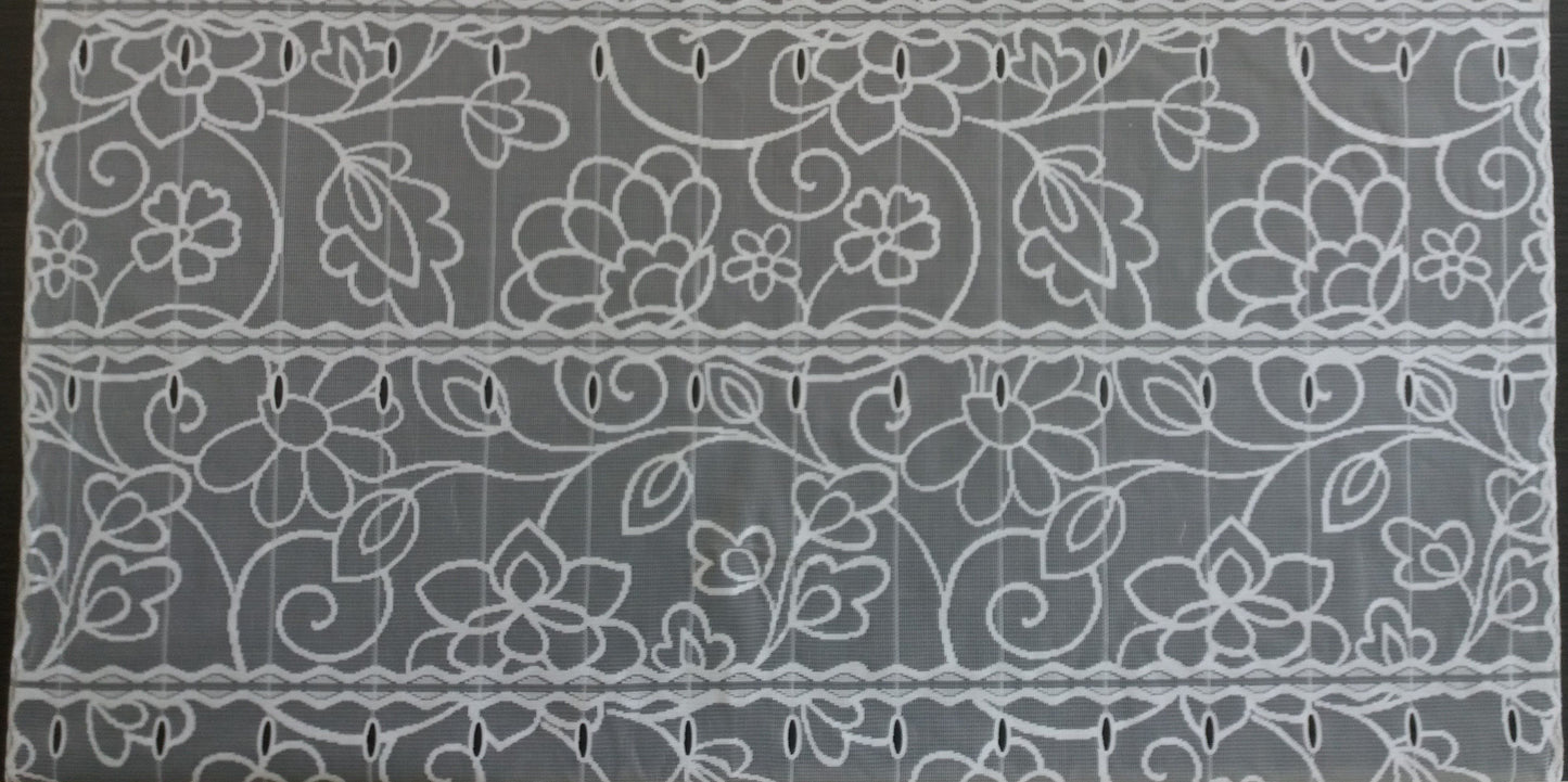 Tenda velata bianca con motivo giardino