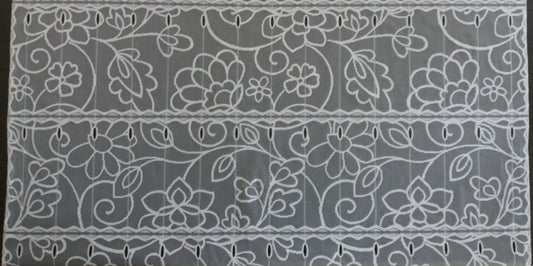 Tenda velata bianca con motivo giardino